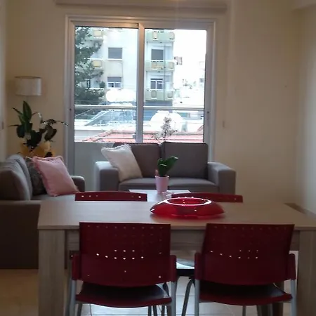 Estian Nafi Appartement *